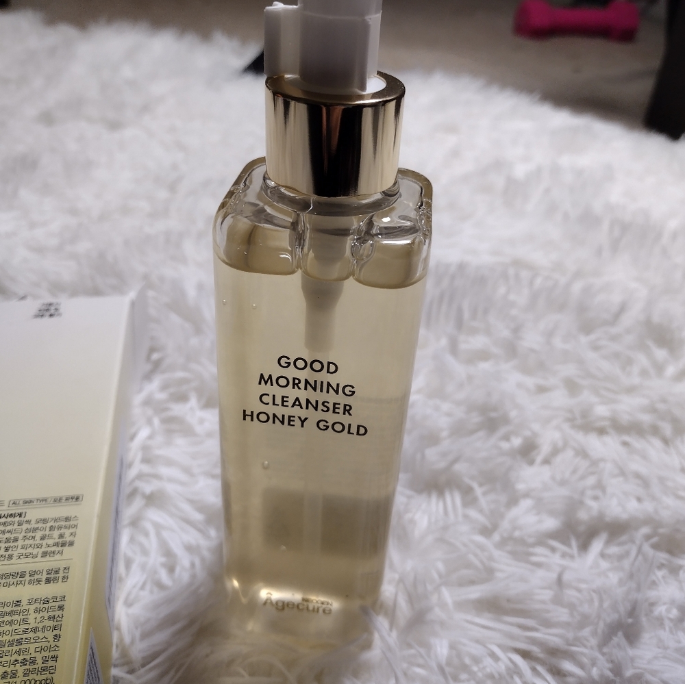 Good morning cleanser ONLY LEMON AND BLUE MARINE LEFT!!!